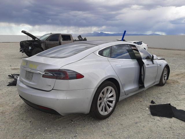 5YJSA1E25GF154527 - 2016 TESLA MODEL S Արծաթագույն լուսանկար 4