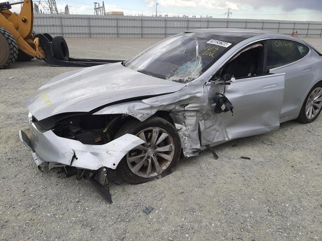 5YJSA1E25GF154527 - 2016 TESLA MODEL S Արծաթագույն լուսանկար 9