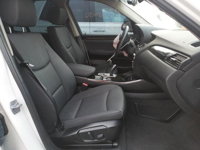 5UXWZ7C35H0X39650 - 2017 BMW X3 SDRIVE2 WHITE photo 5