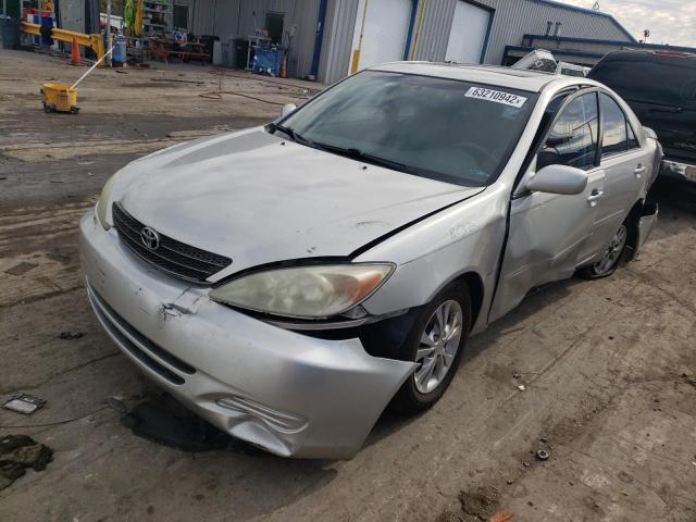 4T1BE32K44U922954 - 2004 TOYOTA CAMRY LE SILVER photo 2