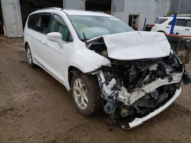 2C4RC1EG0JR182459 - 2018 CHRYSLER PACIFICA T WHITE photo 1