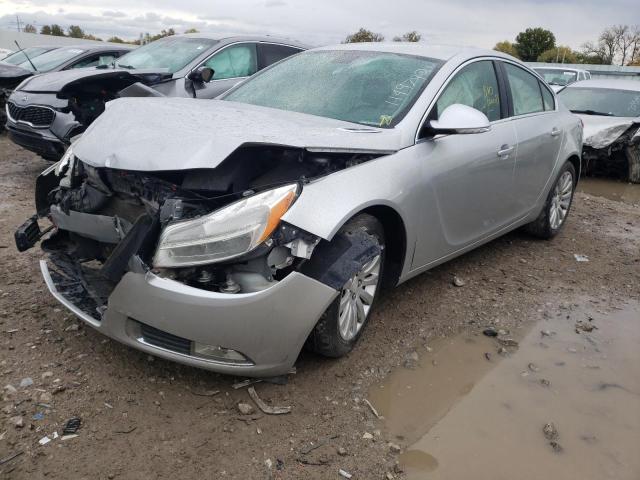 2G4GR5EK5C9114979 - 2012 BUICK REGAL SILVER photo 2