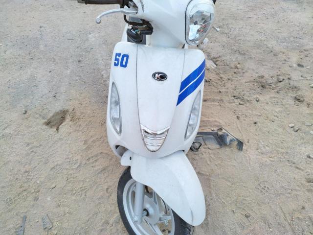 RPYE5A027LV100131 - 2020 OTHER SCOOTER WHITE photo 10