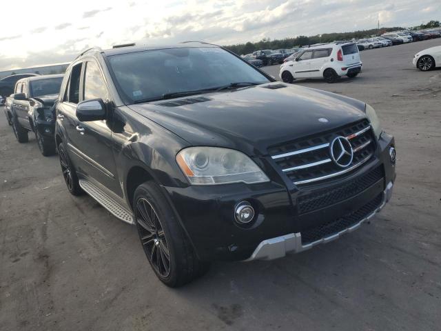 4JGBB72E59A460620 - 2009 MERCEDES-BENZ ML 550 BLACK photo 1