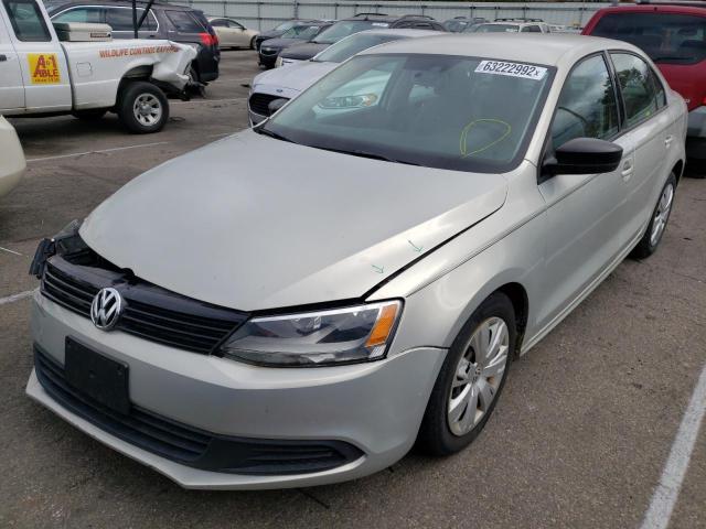 3VW2K7AJ2BM397890 - 2011 VOLKSWAGEN JETTA BASE SILVER photo 2