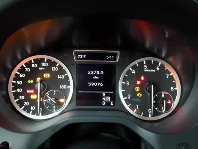 SJKCH5CPXJA055379 - 2018 INFINITI QX30 BASE BURGUNDY photo 8