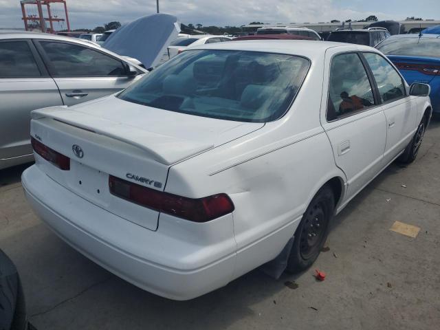 4T1BG22K2XU903960 - 1999 TOYOTA CAMRY CE WHITE photo 4