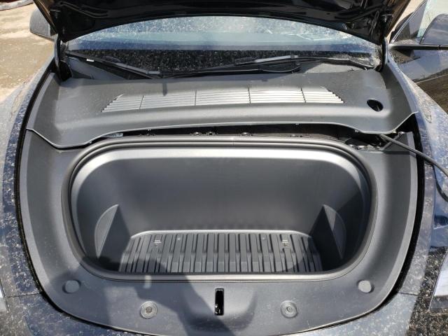 7SAYGDEE4NF480954 - 2022 TESLA MODEL Y Черный фото 11