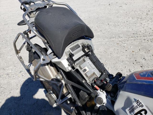 WB10J5306LZF89917 - 2020 BMW R 1250 GS BLUE photo 6