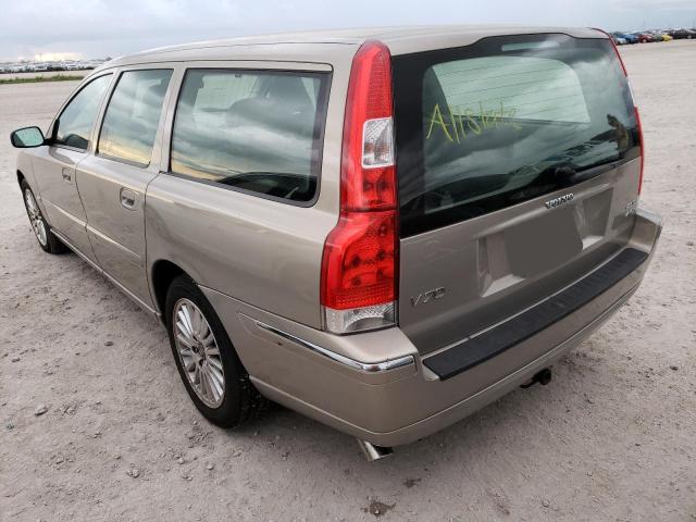 YV1SJ592251512152 - 2005 VOLVO V70 GOLD photo 3