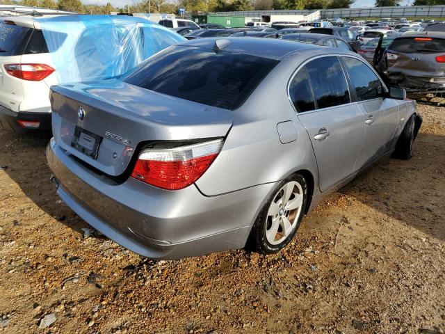 WBANF33537CW71259 - 2007 BMW 525 XI SILVER photo 4