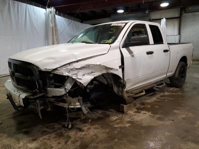 1C6RR7FT0KS576984 - 2019 RAM 1500 CLASS WHITE photo 2