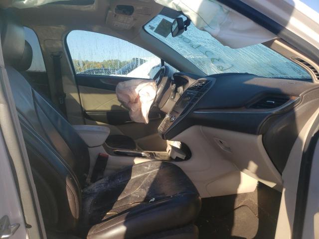 5LMCJ2C94HUL56173 - 2017 LINCOLN MKC SELECT 白色 照片 5