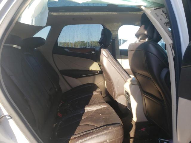 5LMCJ2C94HUL56173 - 2017 LINCOLN MKC SELECT 白色 照片 6