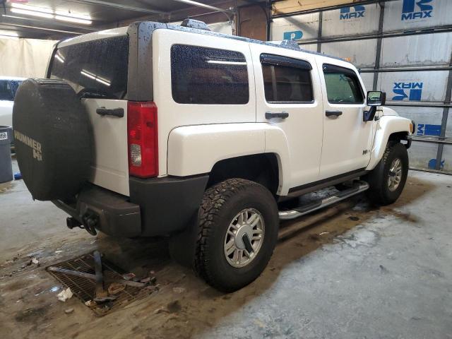 5GTDN136168152199 - 2006 HUMMER H3 WHITE photo 4