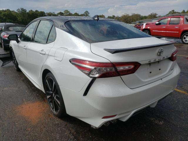 4T1B61HK0KU249781 - 2019 TOYOTA CAMRY XSE WHITE photo 3