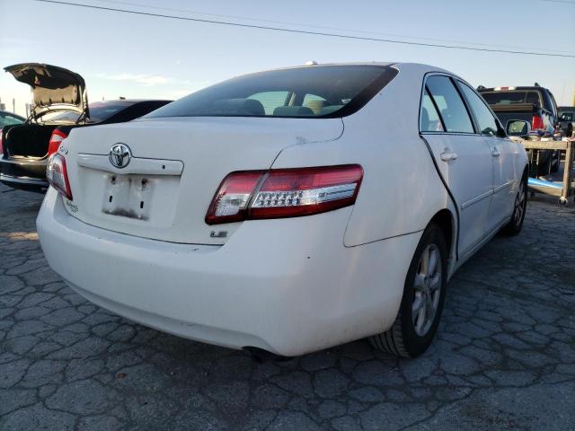 4T1BF3EK4BU590259 - 2011 TOYOTA CAMRY LE A თეთრი ფოტო 4