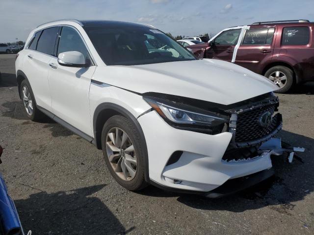 3PCAJ5BB7NF109576 - 2022 INFINITI QX50 LUXE WHITE photo 1