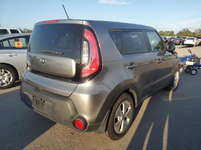 KNDJN2A26G7260955 - 2016 KIA SOUL GRAY photo 4