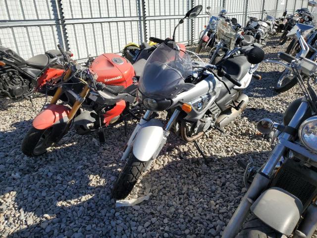 WB10184A13ZH15870 - 2003 BMW F650 CS Сріблястий фото 2