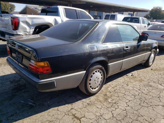 WDBEA50D5JA621442 - 1988 MERCEDES-BENZ 300 CE BROWN photo 3