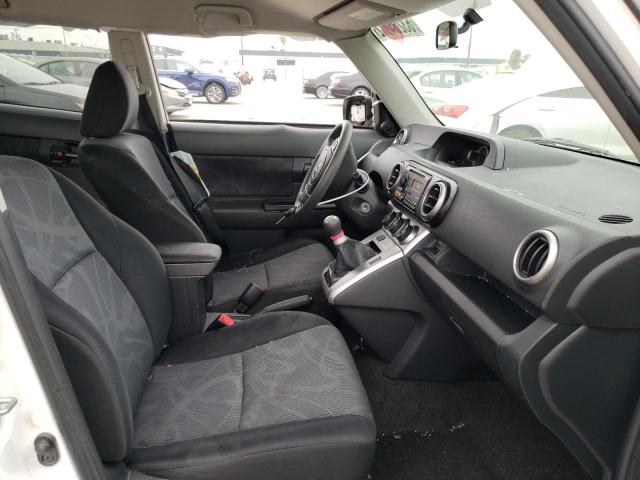 JTLZE4FE2CJ026895 - 2012 TOYOTA SCION XB 白色 照片 5