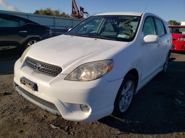 2T1KR32E67C651402 - 2007 TOYOTA MATRIX WHITE photo 2