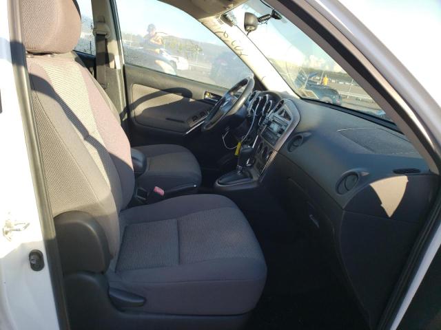 2T1KR32E67C651402 - 2007 TOYOTA MATRIX WHITE photo 5