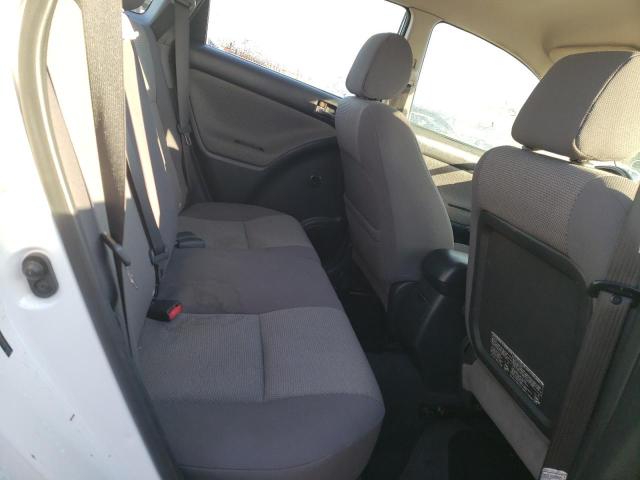 2T1KR32E67C651402 - 2007 TOYOTA MATRIX WHITE photo 6