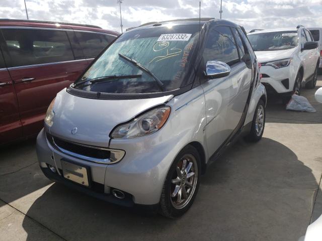 WMEEK31X09K289588 - 2009 SMART FORTWO PAS SILVER photo 2