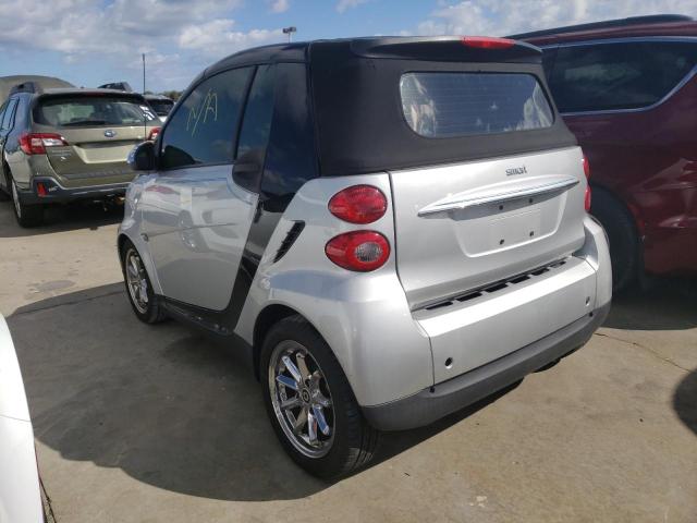 WMEEK31X09K289588 - 2009 SMART FORTWO PAS SILVER photo 3