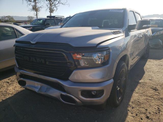 1C6RREFTXMN795022 - 2021 RAM 1500 BIG H SILVER photo 2