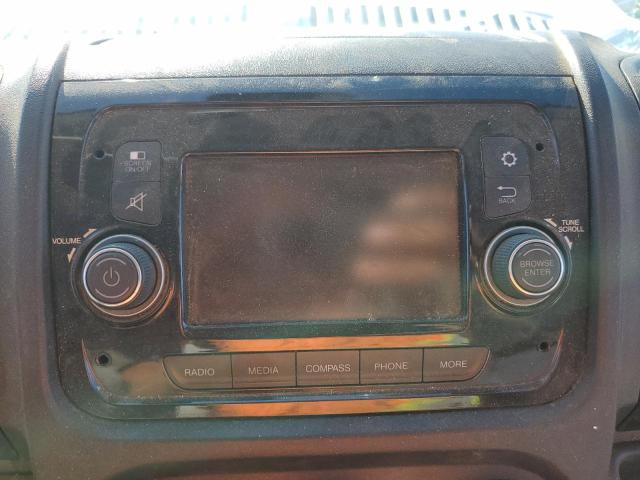 3C6TRVDG6KE557651 - 2019 RAM PROMASTER WHITE photo 9