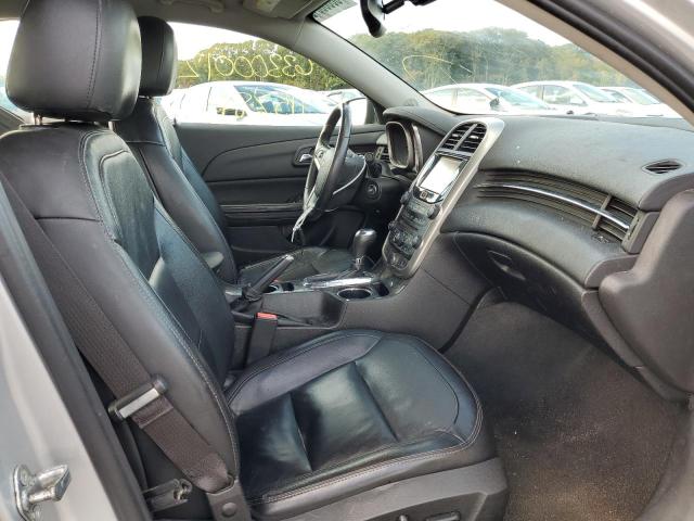 1G11E5SA0GU158651 - 2016 CHEVROLET MALIBU LIM 银色 照片 5