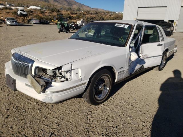 1LNLM82W9SY749770 - 1995 LINCOLN TOWN CAR S WHITE photo 2