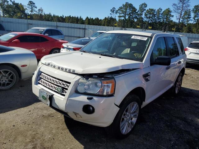 SALFT2BN2AH166294 - 2010 LAND ROVER LR2 HSE TE WHITE photo 2