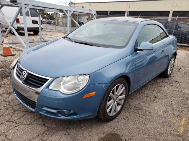 WVWBA71F08V036786 - 2008 VOLKSWAGEN EOS TURBO BLUE photo 2