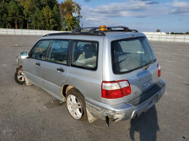 JF1SF65602H707813 - 2002 SUBARU FORESTER S SILVER photo 3