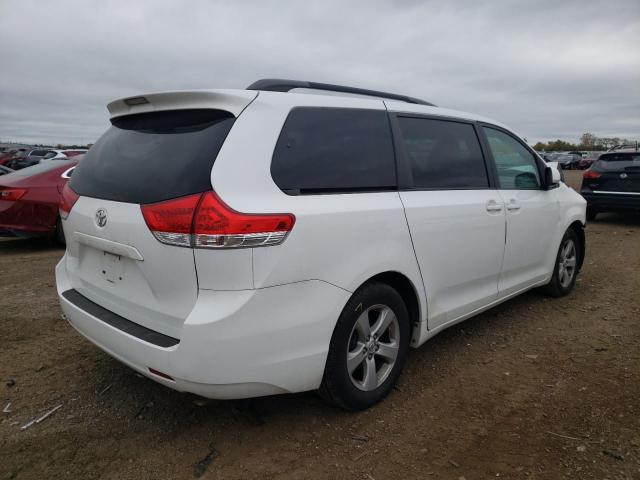 5TDKK3DC1ES443769 - 2014 TOYOTA SIENNA LE WHITE photo 4