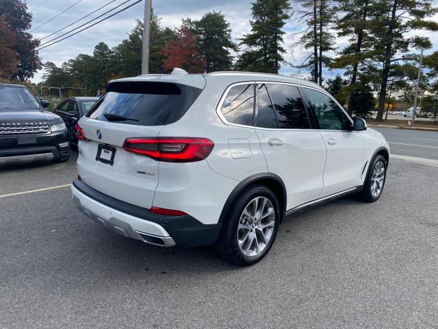 5UXCR6C50KLL35269 - 2019 BMW X5 XDRIVE4 WHITE photo 4