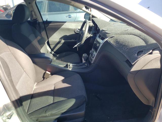 1G1ZC5E06CF369976 - 2012 CHEVROLET MALIBU 1LT 银色 照片 5