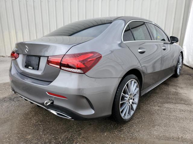 WDD3G4EB7KW015658 - 2019 MERCEDES-BENZ A 220 GRAY photo 4