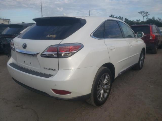 JTJZB1BA4D2412538 - 2013 LEXUS RX 450 WHITE photo 4