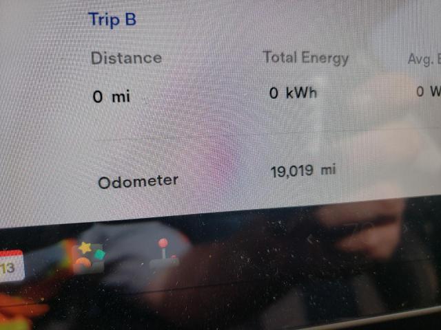 5YJYGDEE1MF217137 - 2021 TESLA MODEL Y أبيض صورة 8