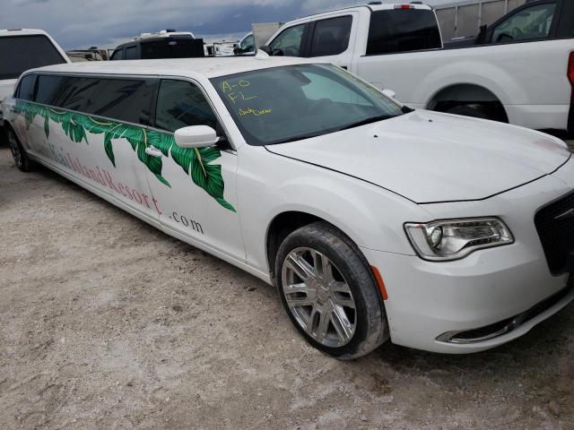 2C3CCAAG5KH577745 - 2019 CHRYSLER 300 TOURIN WHITE photo 1