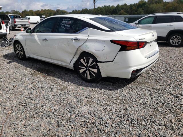 1N4BL4DV3MN351268 - 2021 NISSAN ALTIMA SV WHITE photo 3