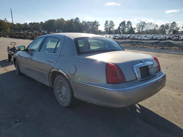 1LNHM82W72Y641783 - 2002 LINCOLN TOWN CAR S BEIGE photo 3