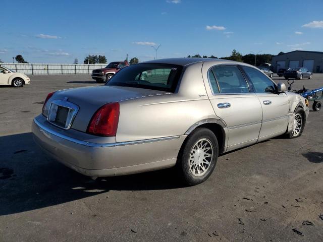 1LNHM82W72Y641783 - 2002 LINCOLN TOWN CAR S BEIGE photo 4