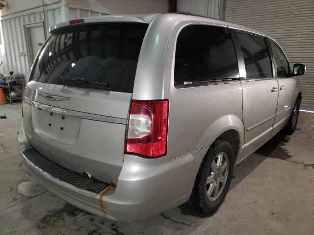 2A4RR5DG7BR782057 - 2011 CHRYSLER TOWN & COU SILVER photo 4