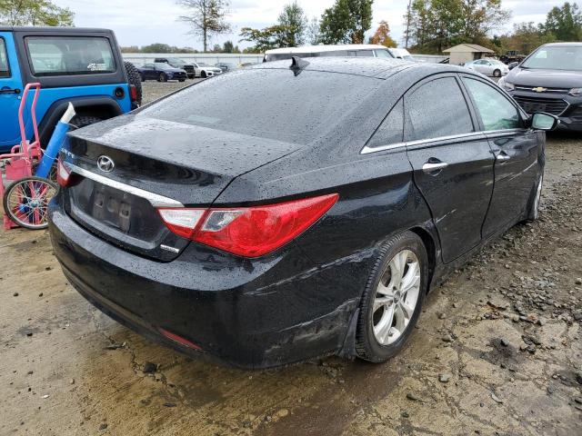 5NPEC4AC2DH514308 - 2013 HYUNDAI SONATA SE BLACK photo 4